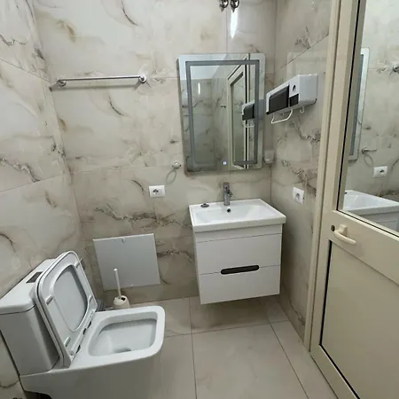 Apartment R&M Modern Seafront One Bedroom Apartment